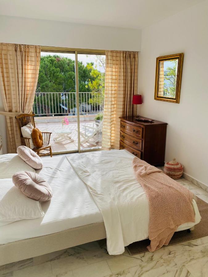Appartement Panoramic Sea View Penthouse With Jacuzzi And 450 Sqm Terrace à Antibes Extérieur photo
